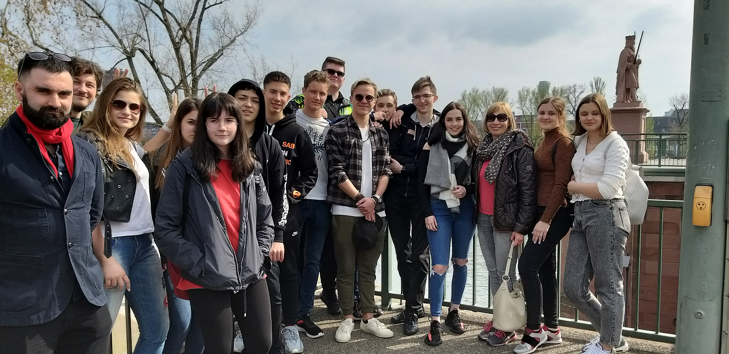 The students of Years 12 and 13 (School 3) visited Frankfurt and Nuremberg under the Program CAS.